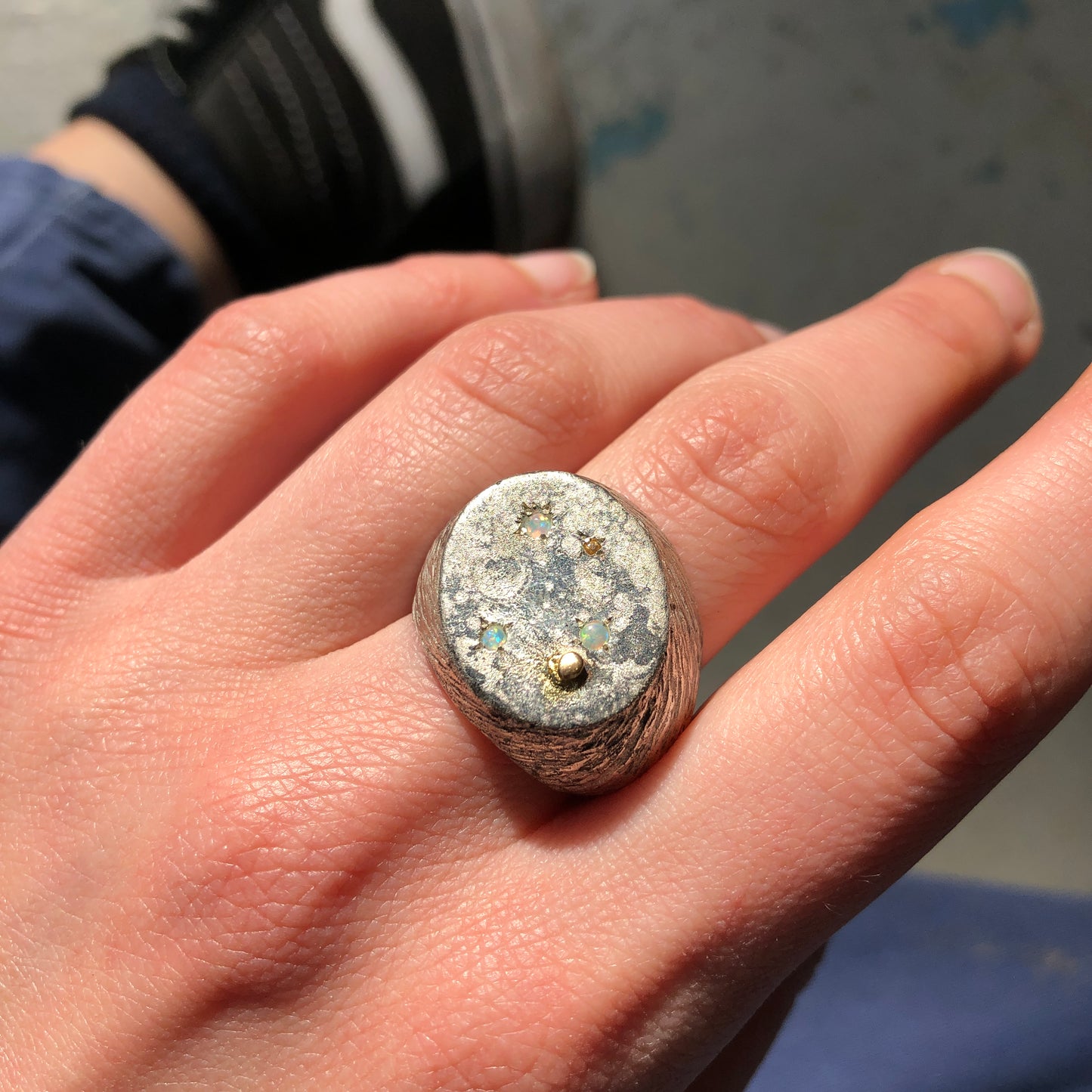 Lunar Ring