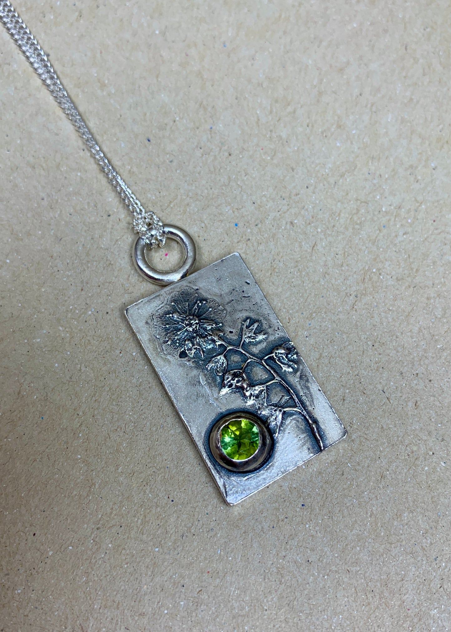 Pendentif Ghost Flower ★ Tourmaline