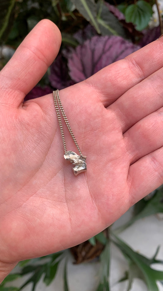 ⋆ Sample Sale ⋆ Pendentif Vertèbre